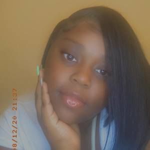 Meet your Posher, Natalie